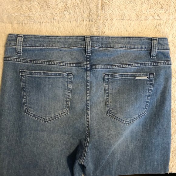 NWOT, MICHAEL MICHAEL KORS Stretch Denim High-Rise Frayed Jeans - Picture 8 of 11